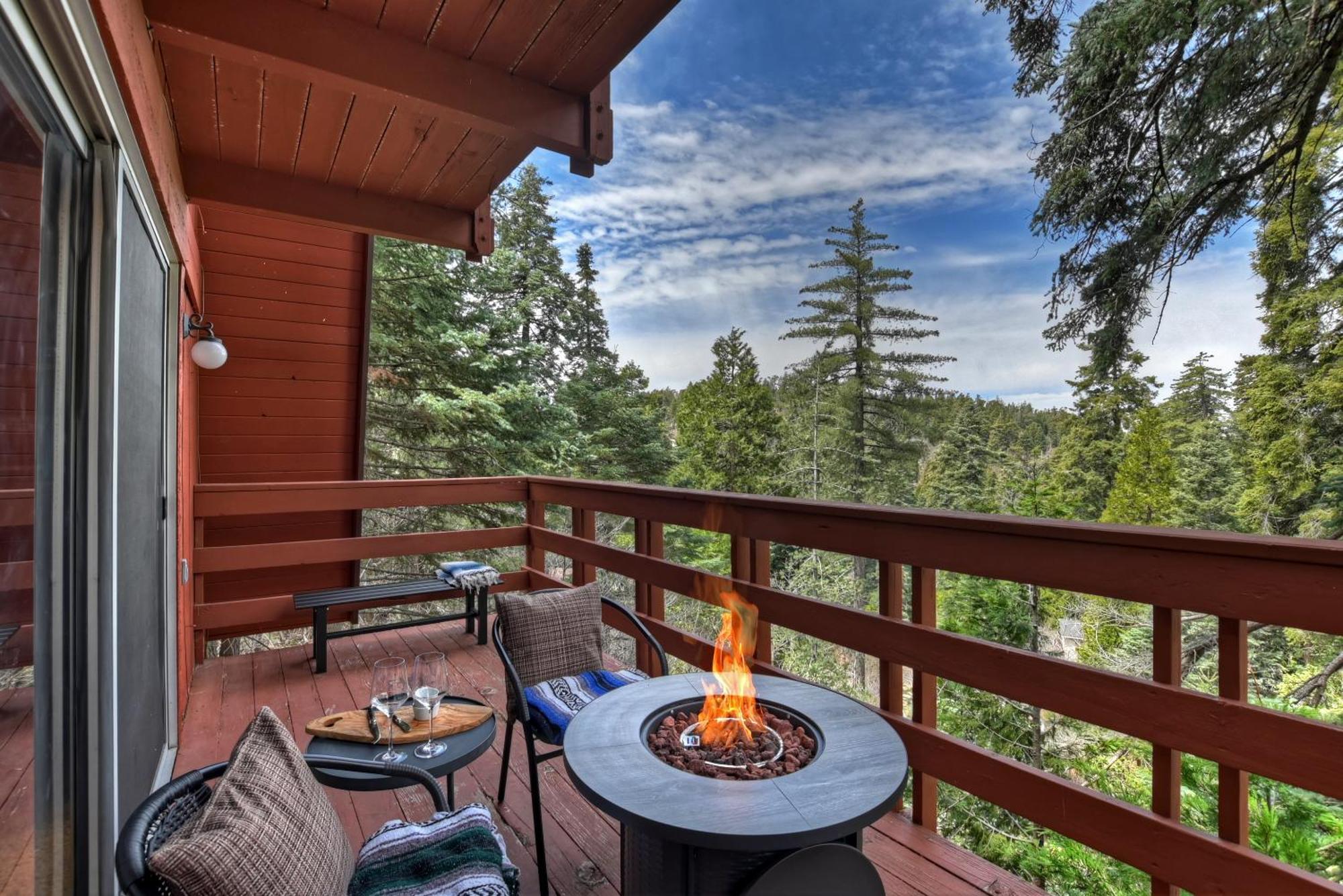 Pet & Kid Friendly Cozy Cabin, Bbq, Firepit, Outdoor Dining, Forest Views Lake Arrowhead Dış mekan fotoğraf